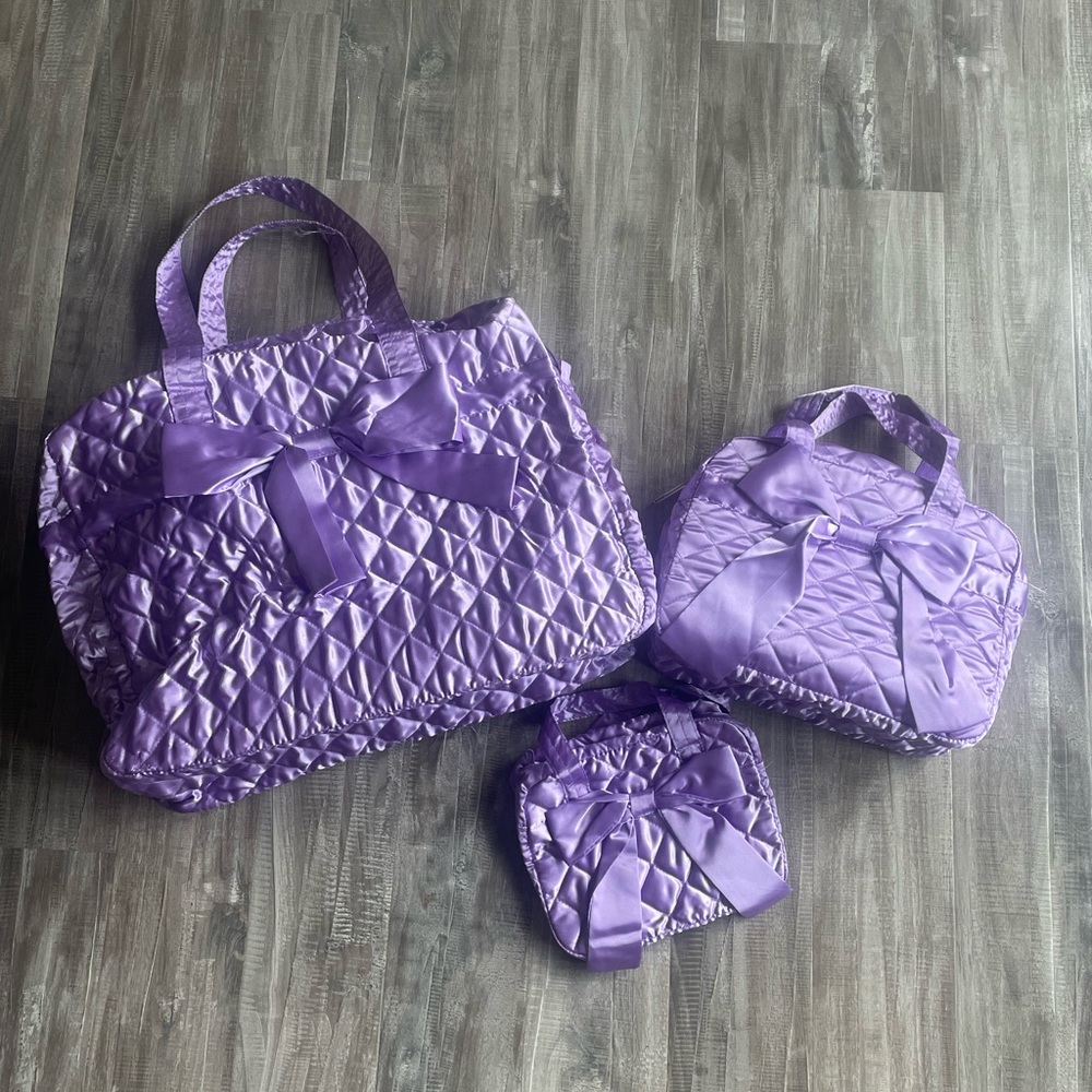 Vintage Three Piece Quilted Satin Travel Bag Set Lilac Purple